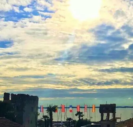 Center & Panorama