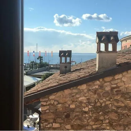 Center & Panorama Apartment Bardolino